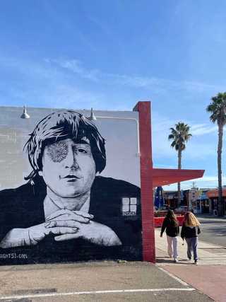 A skillful mural of John Lennon at Pacific Beach