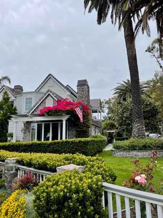 A lovely wooden family house at Bird Rock in San Diego