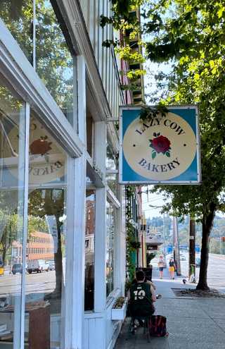 Leafy streets with restaurants